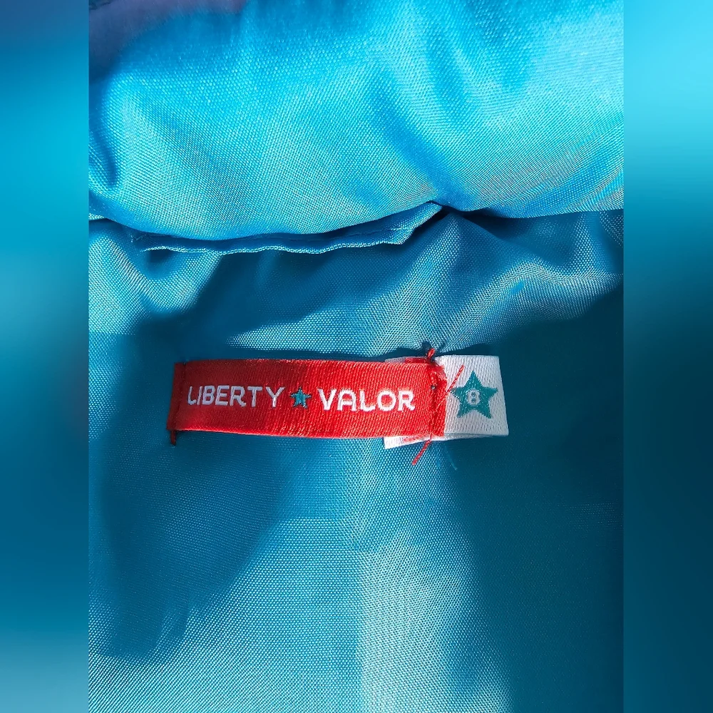 Liberty Value Puffer Jacket With Hood - Picture 5 of 5